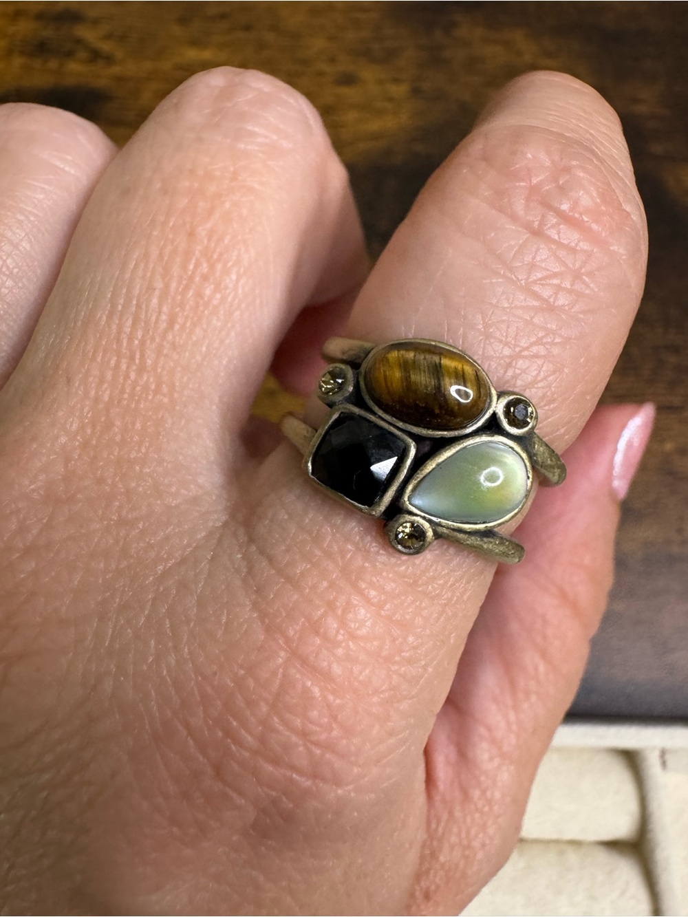 Lia Sophia DULCE Stone Ring in Tiger’s Eye, MOP, Crystal Antiqued
